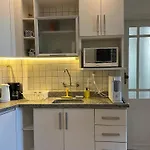 Qto&Sala Em Copacabana, 450 Metros Da Praia